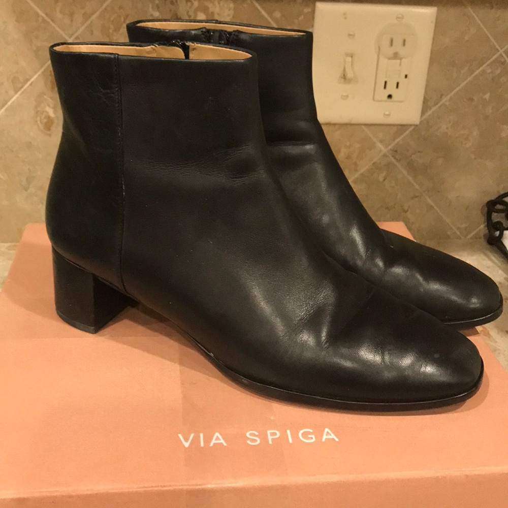 Via Spiga boots US 8